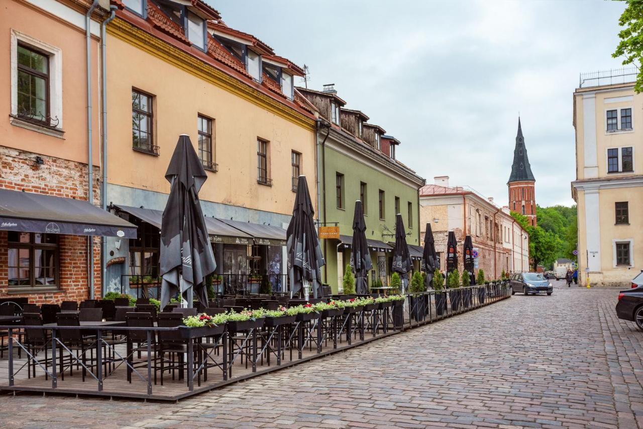 Luxurious Kaunas Basilica Apartment In Old Town By Urban Rent Eksteriør bilde
