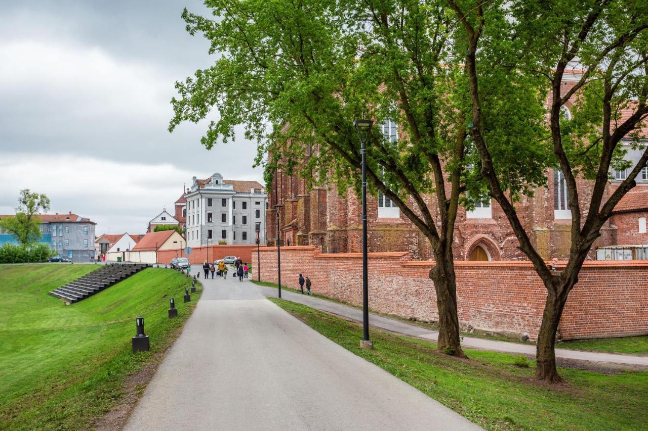 Luxurious Kaunas Basilica Apartment In Old Town By Urban Rent Eksteriør bilde