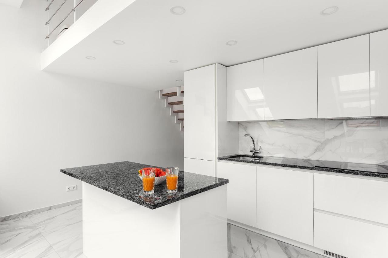 Luxurious Kaunas Basilica Apartment In Old Town By Urban Rent Eksteriør bilde
