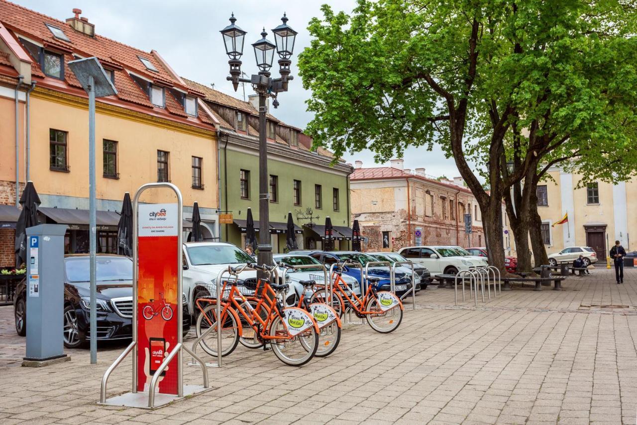 Luxurious Kaunas Basilica Apartment In Old Town By Urban Rent Eksteriør bilde